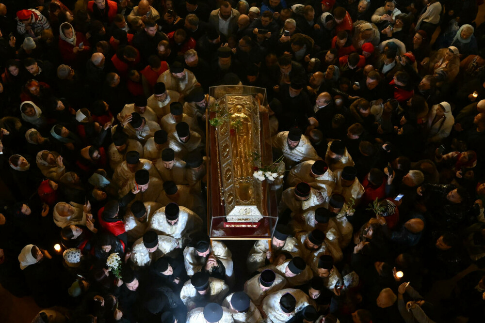 Sfânta Parascheva – povestea, „minunile” și tot ce trebuie să știi despre sărbătoarea de pe 14 octombrie - Imaginea 1