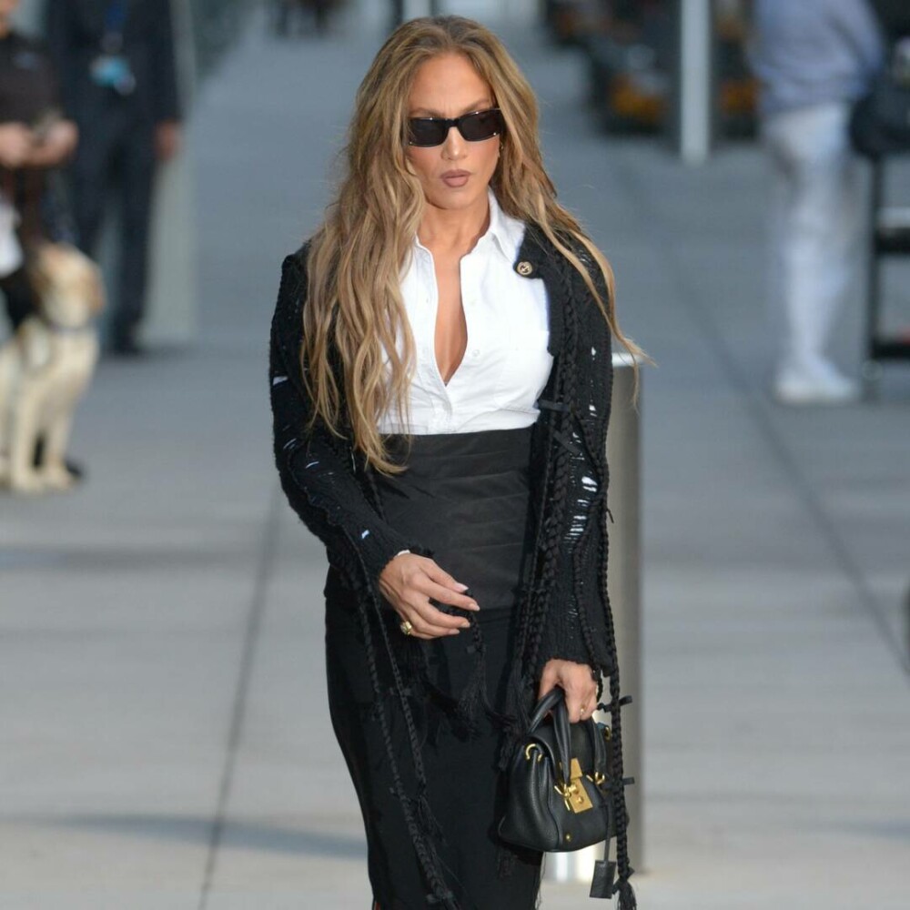 Jennifer Lopez, apariție inedită în New York. Ținuta cu care a atras toate privirile. GALERIE FOTO - Imaginea 9