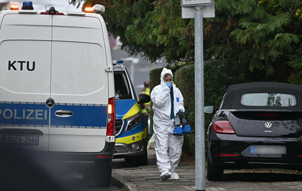 Primăriţa unui oraș din Germania ar fi fost înjunghiată de fiica sa adoptivă de 17 ani. Tânăra a sunat la poliție. FOTO&VIDEO - Imaginea 17