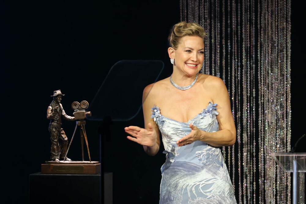 Kate Hudson, apariție spectaculoasă la un eveniment monden. Ce ținută a ales actrița. GALERIE FOTO - Imaginea 15