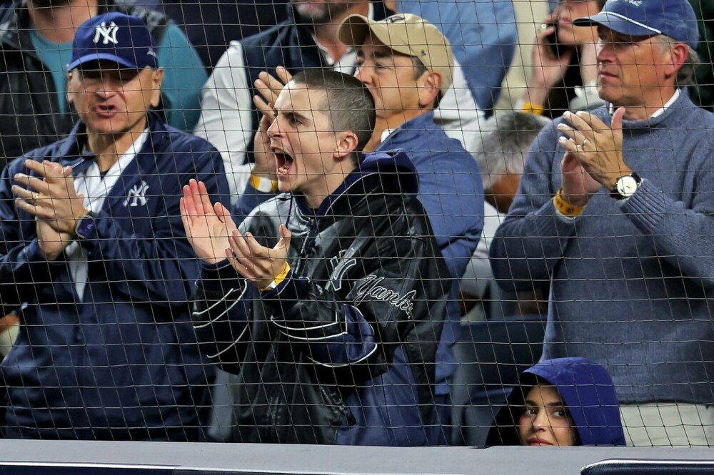 Timothée Chalamet, schimbare radicală de look. Cum arată acum actorul. GALERIE FOTO - Imaginea 18