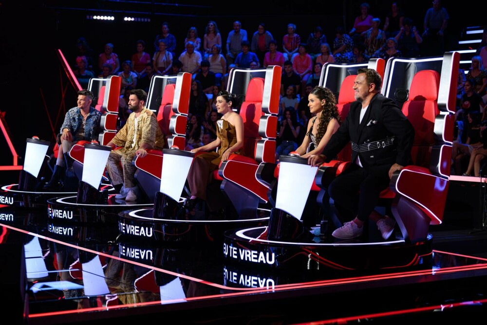 Lupta pentru cele mai bune voci continuă, diseară, la Vocea României. Smiley: „Dacă nu vii la mine în echipă, eu mor” - Imaginea 2