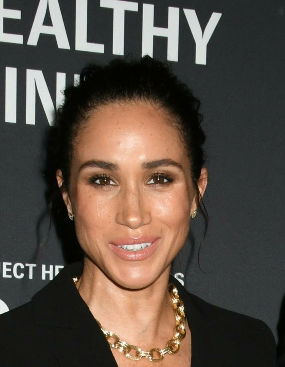 Meghan Markle şi Prinţul Harry, apariţie elegantă pe covorul roşu la Gala Zilei Mondiale a Sănătăţii Mintale. GALERIE FOTO - Imaginea 13