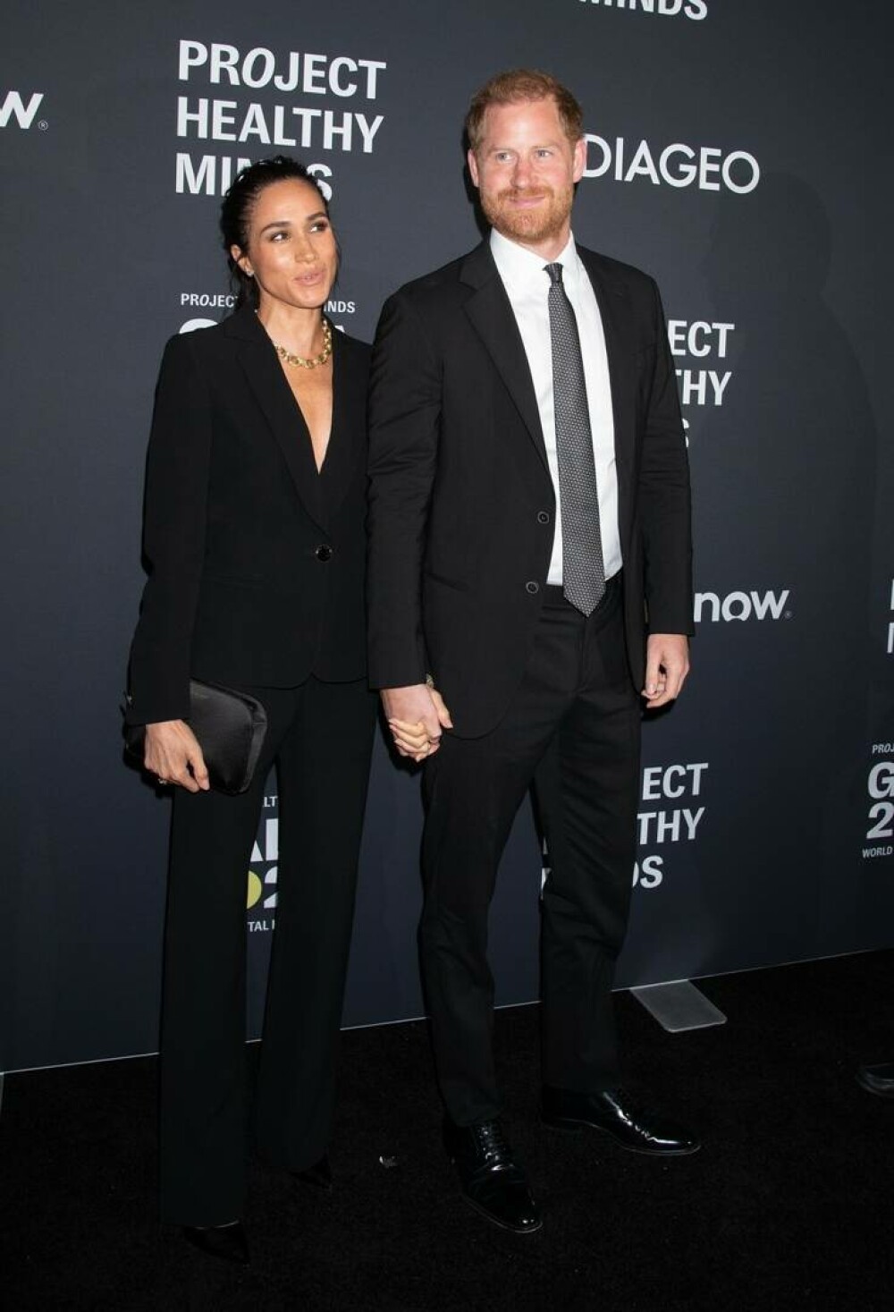 Meghan Markle şi Prinţul Harry, apariţie elegantă pe covorul roşu la Gala Zilei Mondiale a Sănătăţii Mintale. GALERIE FOTO - Imaginea 19