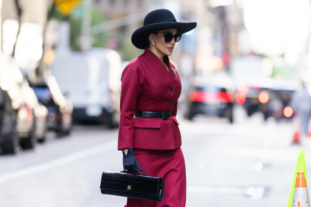 Jennifer Lopez, apariție inedită în New York. Ce ținută a purtat artista. GALERIE FOTO - Imaginea 2