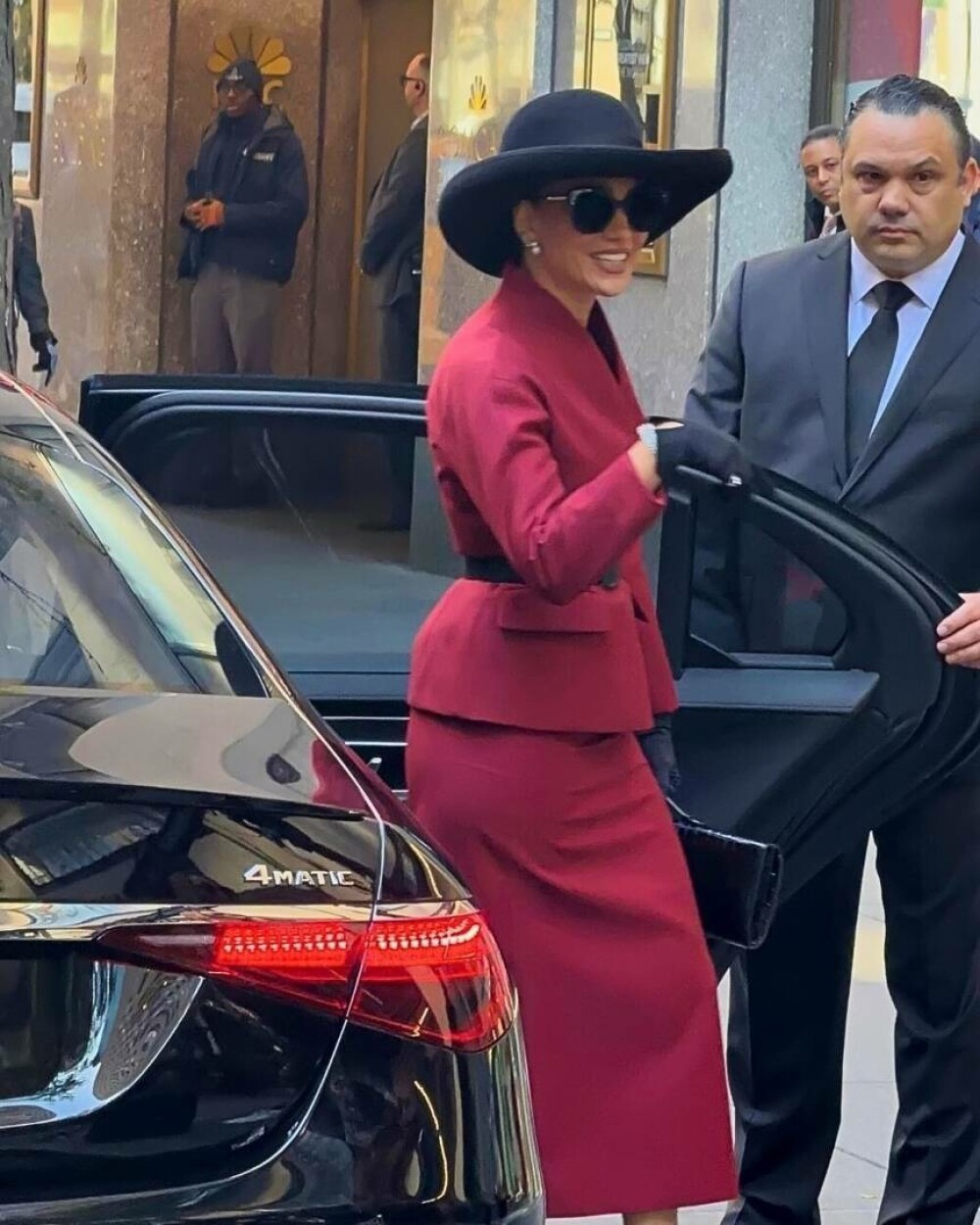 Jennifer Lopez, apariție inedită în New York. Ce ținută a purtat artista. GALERIE FOTO - Imaginea 17