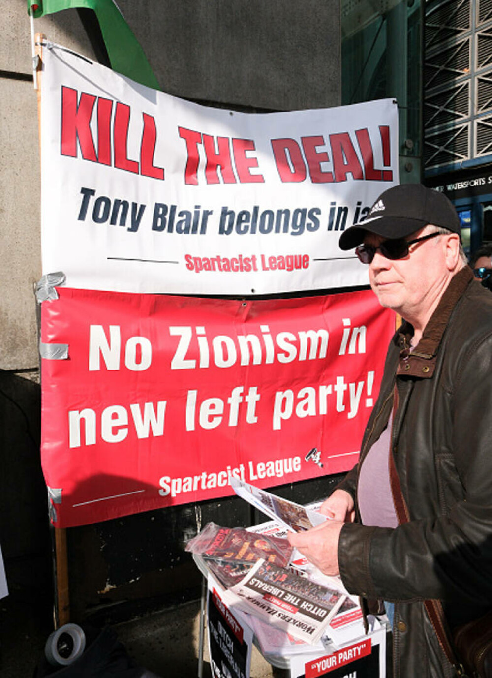 Proteste la Londra. Zeci de mii de oameni cer ”o pace justă