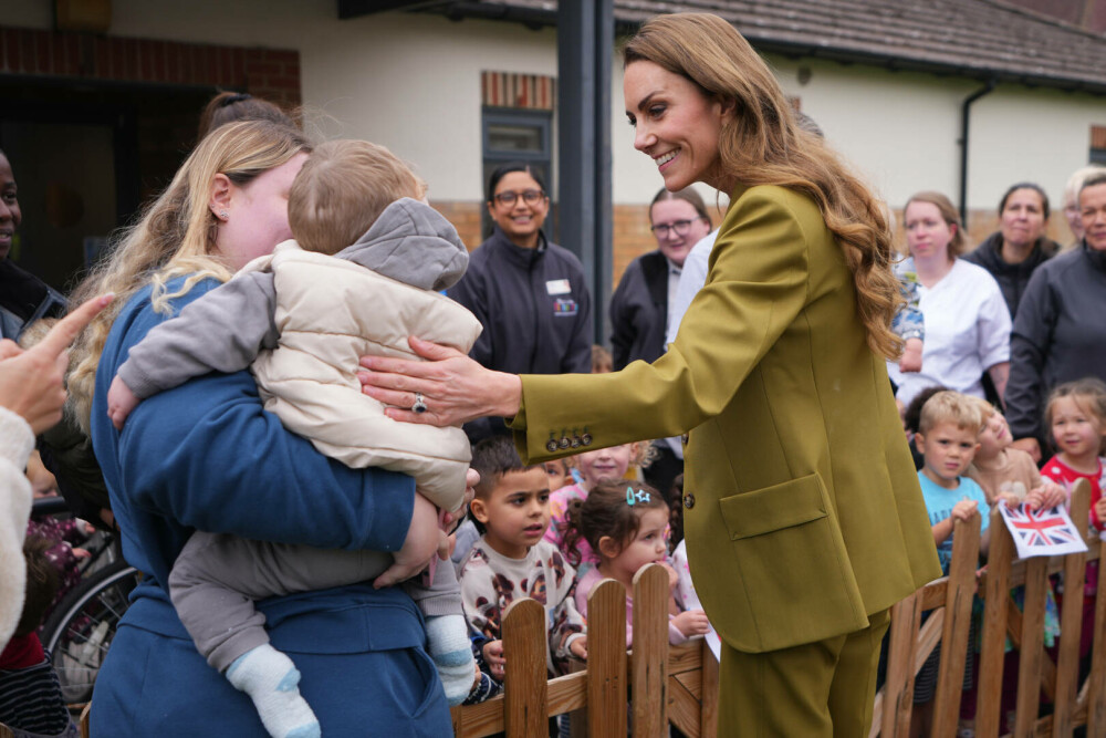 Kate Middleton, întâlnire emoționantă cu mamele din Oxford. Ce mesaj a transmis despre familie. FOTO - Imaginea 19