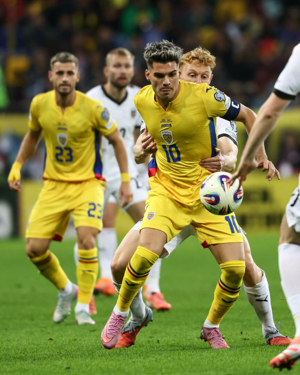 România-Austria, 1-0. ”Tricolorii” înscriu la ultima fază a meciului și păstrează speranța pentru Cupa Mondială din 2026 - Imaginea 5