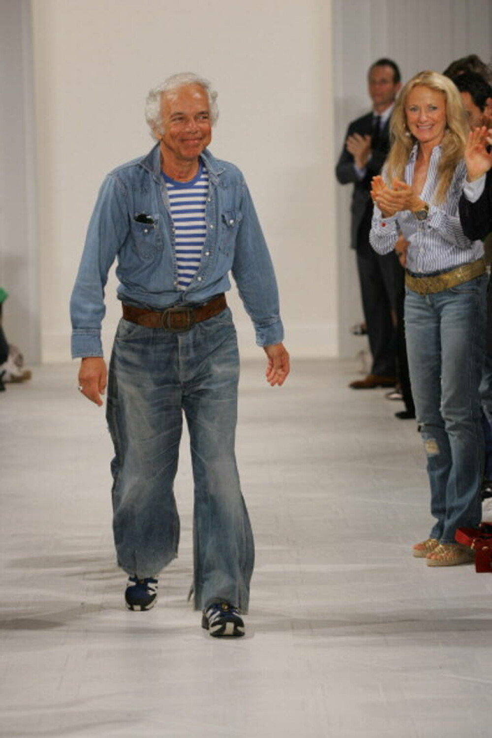 Ralph Lauren împlinește 86 de ani. Designerul a pornit de la cravate și a construit un imperiu global al eleganței. FOTO - Imaginea 8