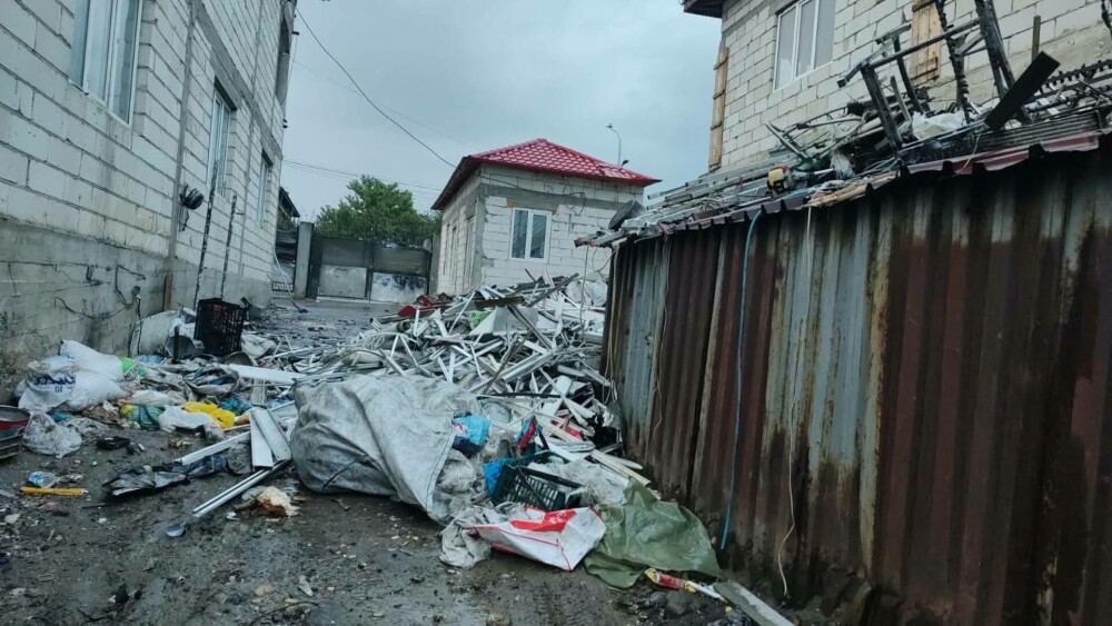 Descindere a ministrului Mediului la Sintești, cu peste 130 de comisari, polițiști și jandarmi. Susținuți aerian de drone - Imaginea 2