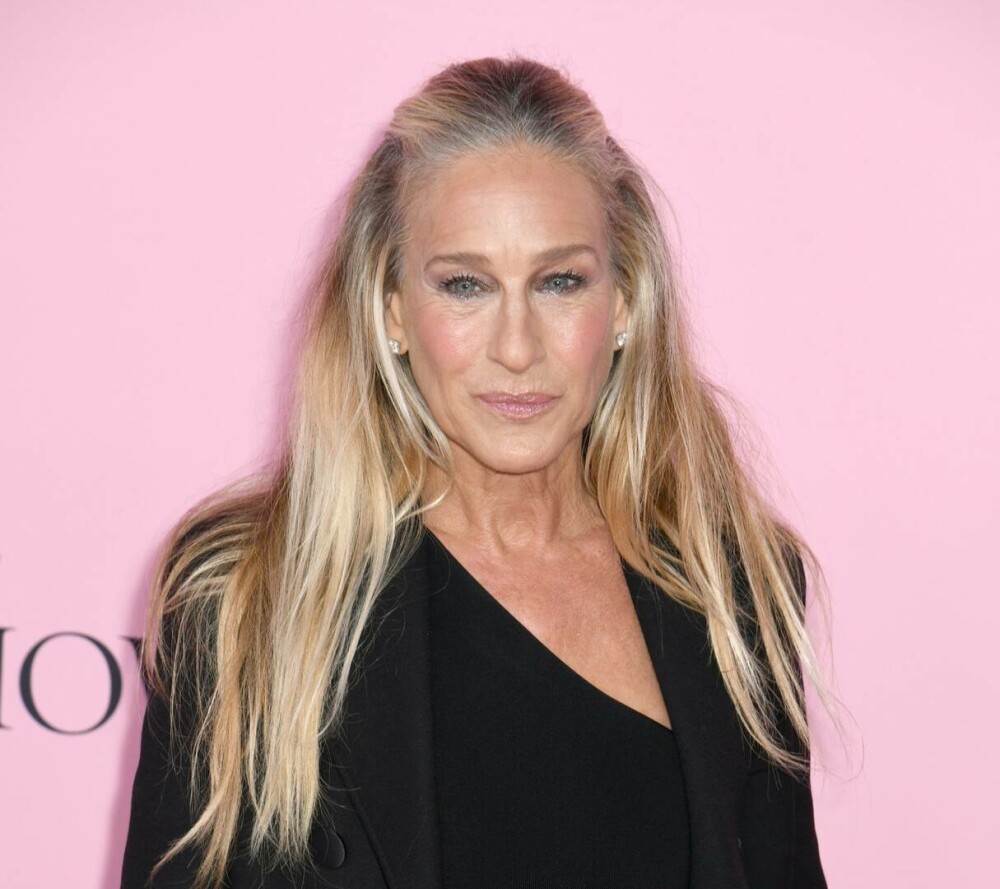 De la Sarah Jessica Parker la Jodie Turner-Smith. Vedetele care au strălucit la show-ul Victoria’s Secret. GALERIE FOTO - Imaginea 11