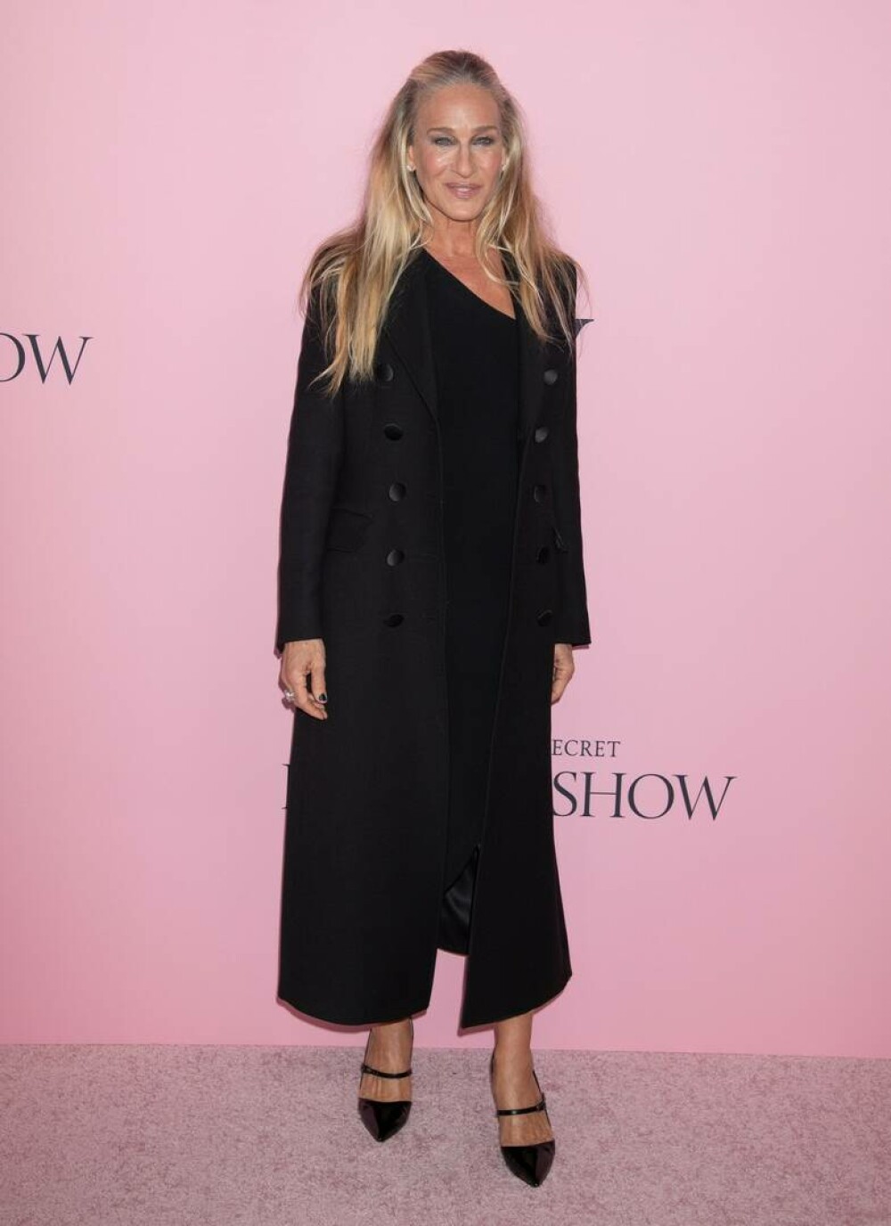 De la Sarah Jessica Parker la Jodie Turner-Smith. Vedetele care au strălucit la show-ul Victoria’s Secret. GALERIE FOTO - Imaginea 14
