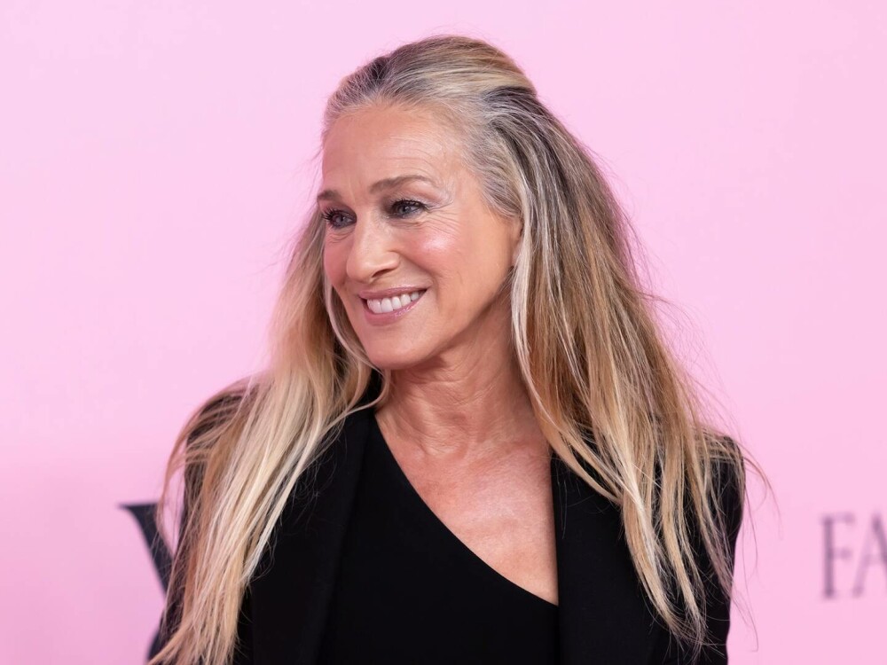 De la Sarah Jessica Parker la Jodie Turner-Smith. Vedetele care au strălucit la show-ul Victoria’s Secret. GALERIE FOTO - Imaginea 17