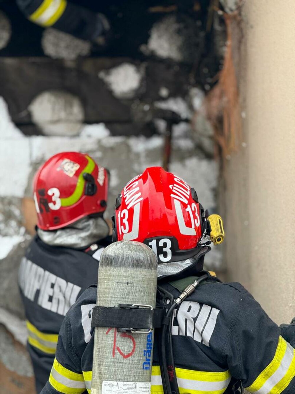 Incendiu în Ilfov. O persoană a fost găsită decedată, iar alte 34 au fost evacuate dintr-un cămin de bătrâni - Imaginea 3