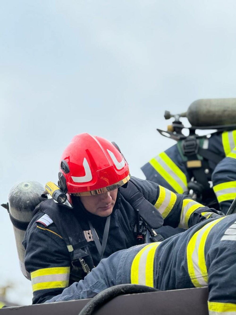 Incendiu în Ilfov. O persoană a fost găsită decedată, iar alte 34 au fost evacuate dintr-un cămin de bătrâni - Imaginea 5