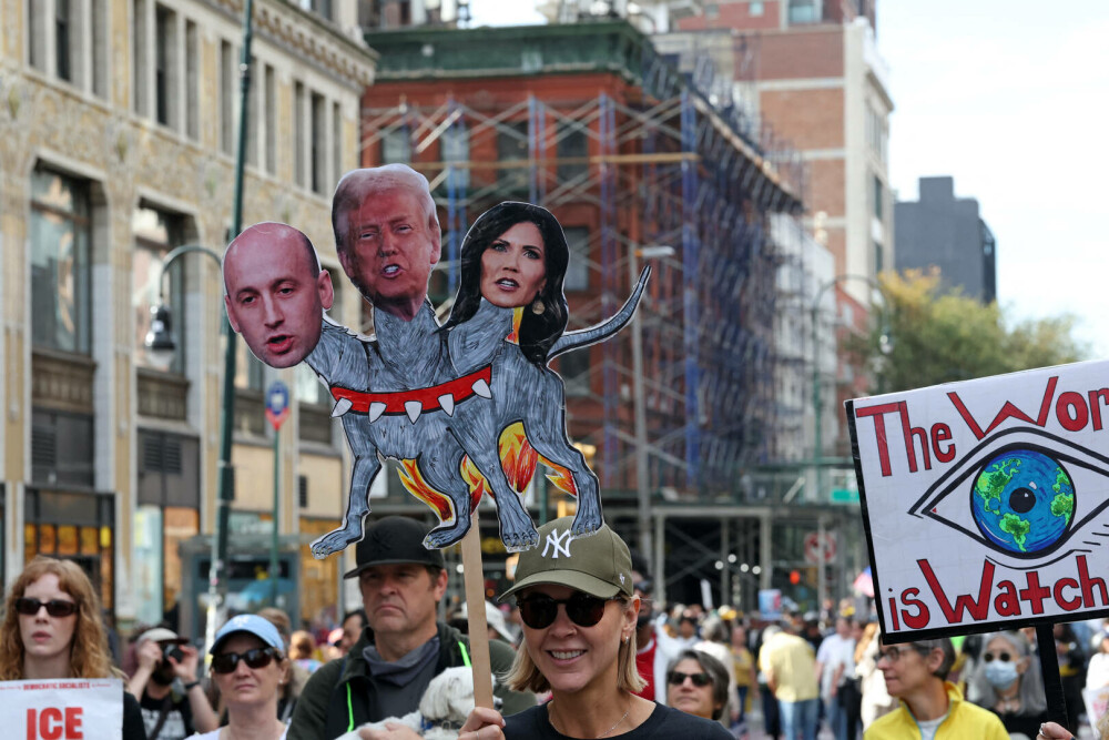 „No Kings”: Milioane de oameni au protestat în SUA împotriva lui Trump. Replica jignitoare a președintelui | GALERIE FOTO - Imaginea 4