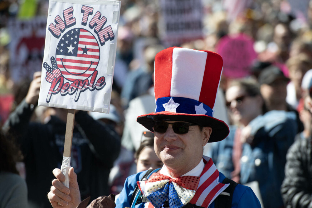 „No Kings”: Milioane de oameni au protestat în SUA împotriva lui Trump. Replica jignitoare a președintelui | GALERIE FOTO - Imaginea 9