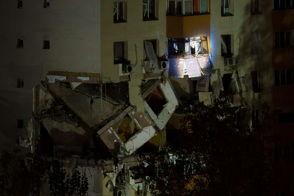 Explozia devastatoare din Rahova. Distrigaz a început reluarea etapizată a alimentării cu gaze - Imaginea 6