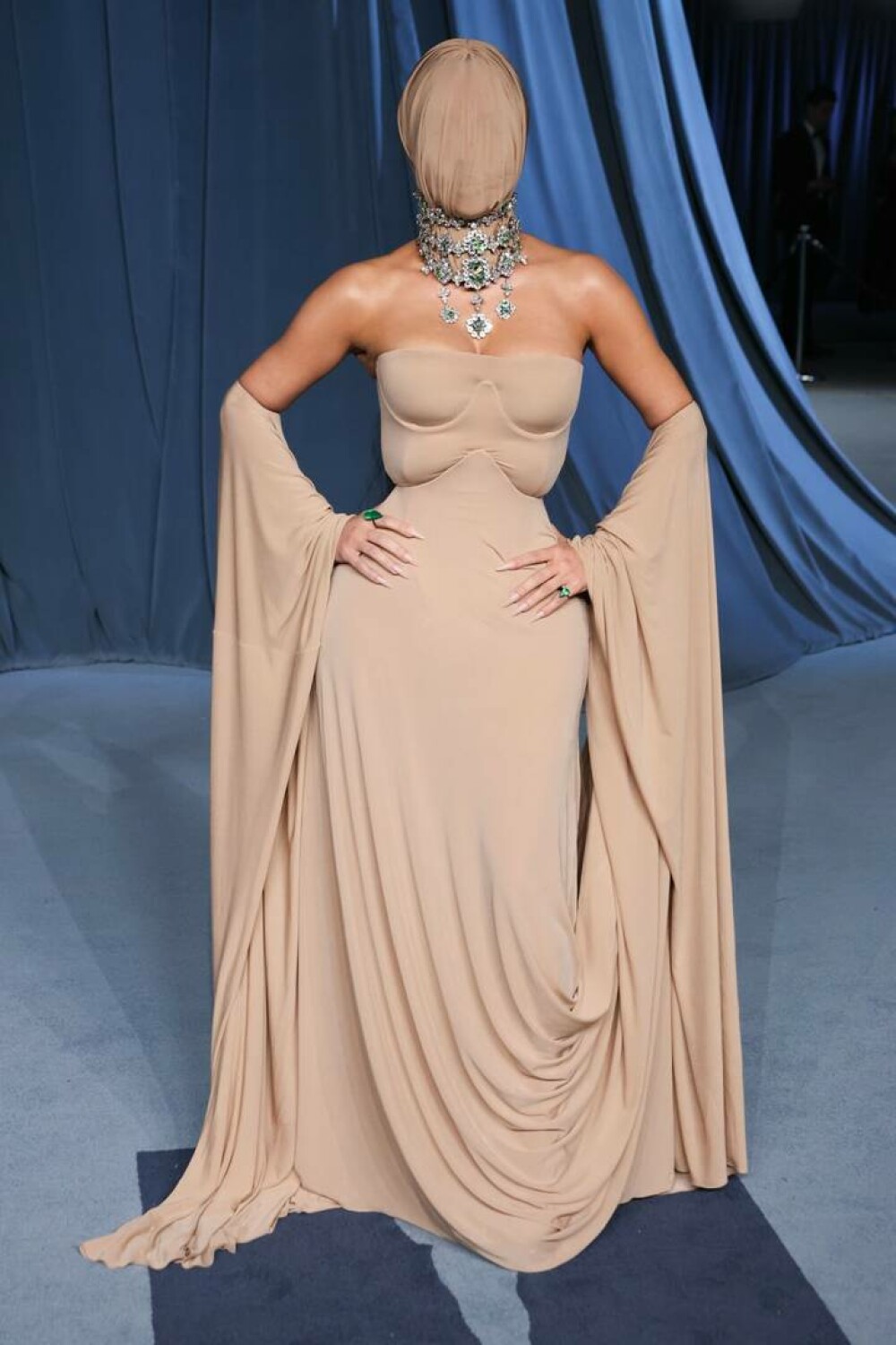 Kim Kardashian, apariție controversată la gala Academy Museum din Los Angeles. GALERIE FOTO - Imaginea 7