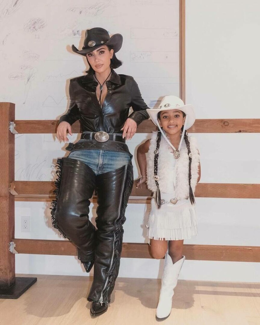 Kim Kardashian împlinește 45 de ani. Fotografii inedite cu cea mai urmărită femeie din lume | GALERIE FOTO - Imaginea 48