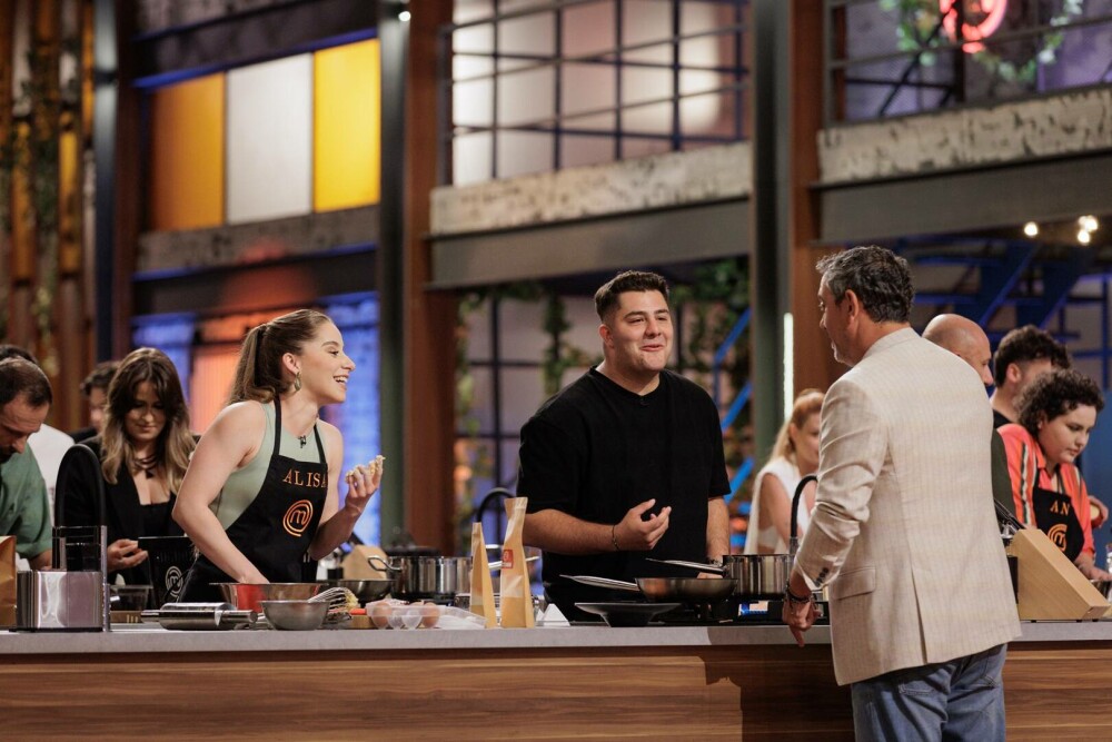 Șapte influenceri celebri intră în bucătăria MasterChef, într-o probă care va genera haos și umor: „Îmi vine să plâng!” - Imaginea 1