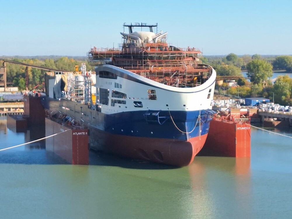 Cum arată cea mai modernă și dotată navă făcută vreodată în România. A fost lansată la șantierul naval din Tulcea - Imaginea 1