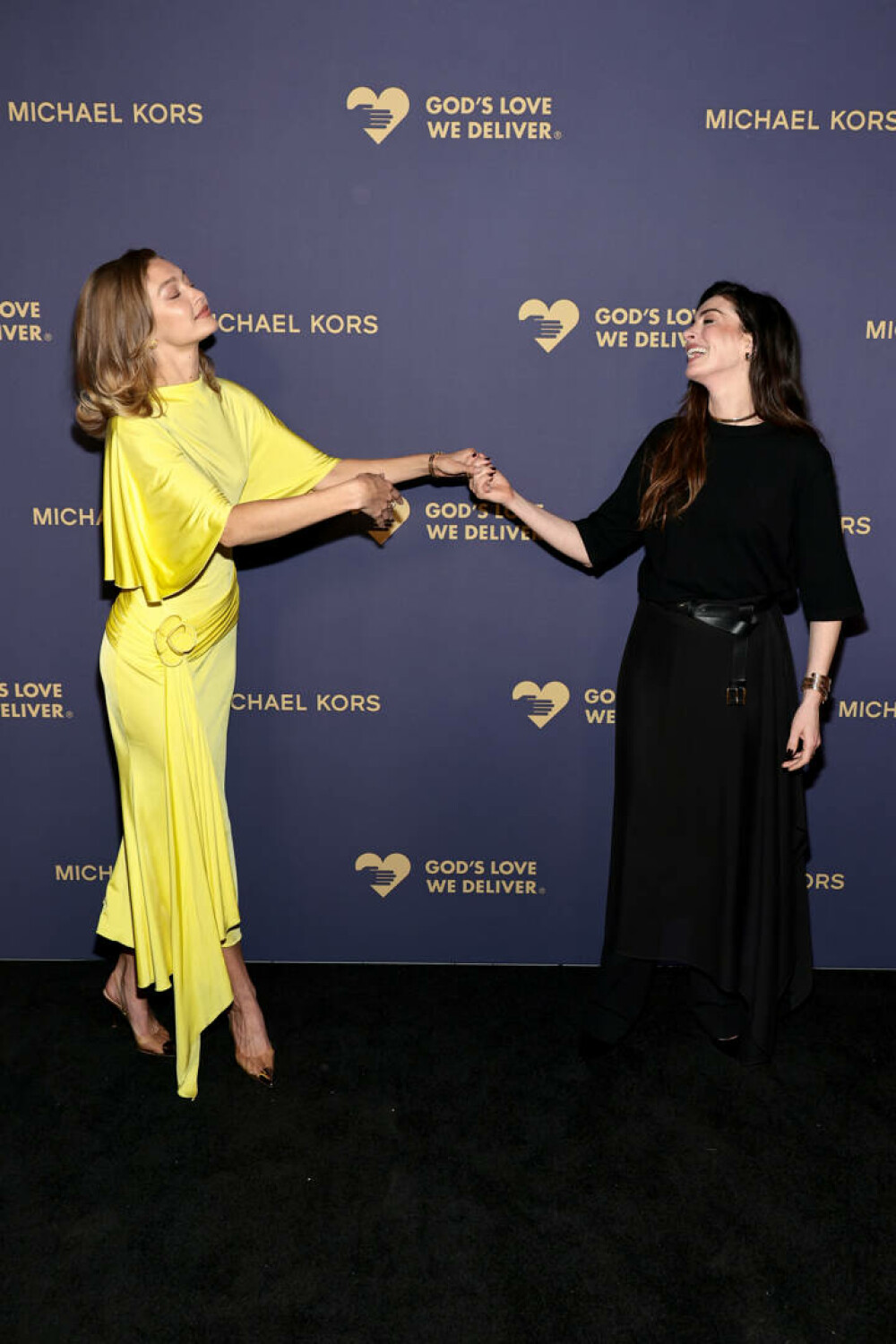 Gigi Hadid, apariție plină de eleganță la Golden Heart Awards 2025. Ce ținută a purtat | GALERIE FOTO - Imaginea 11