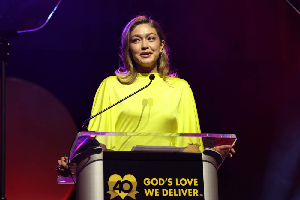 Gigi Hadid, apariție plină de eleganță la Golden Heart Awards 2025. Ce ținută a purtat | GALERIE FOTO - Imaginea 13