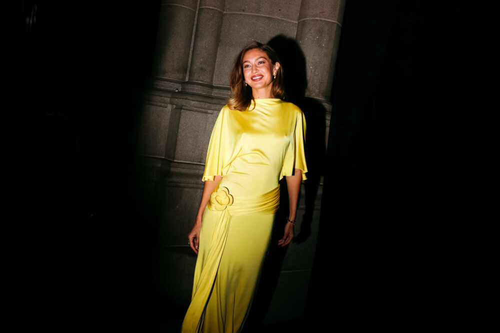 Gigi Hadid, apariție plină de eleganță la Golden Heart Awards 2025. Ce ținută a purtat | GALERIE FOTO - Imaginea 27