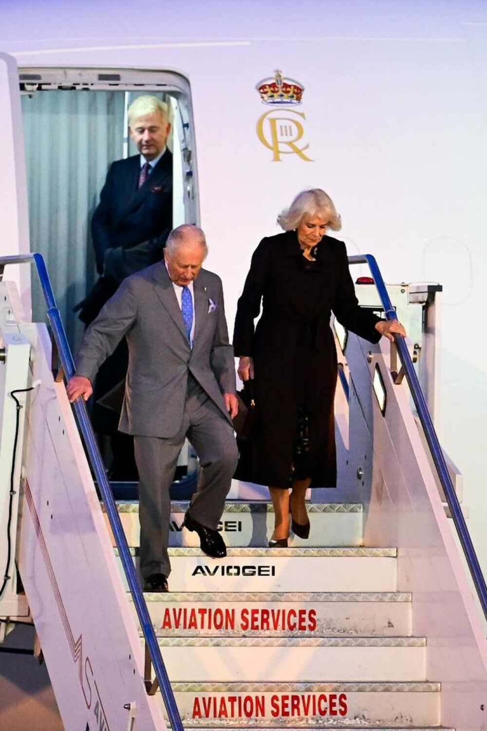 Regele Charles și Regina Camilla au ajuns la Vatican într-o vizită istorică și se vor ruga alături de Papa Leon. FOTO - Imaginea 14