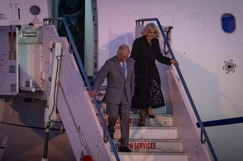 Regele Charles și Regina Camilla au ajuns la Vatican într-o vizită istorică și se vor ruga alături de Papa Leon. FOTO - Imaginea 20