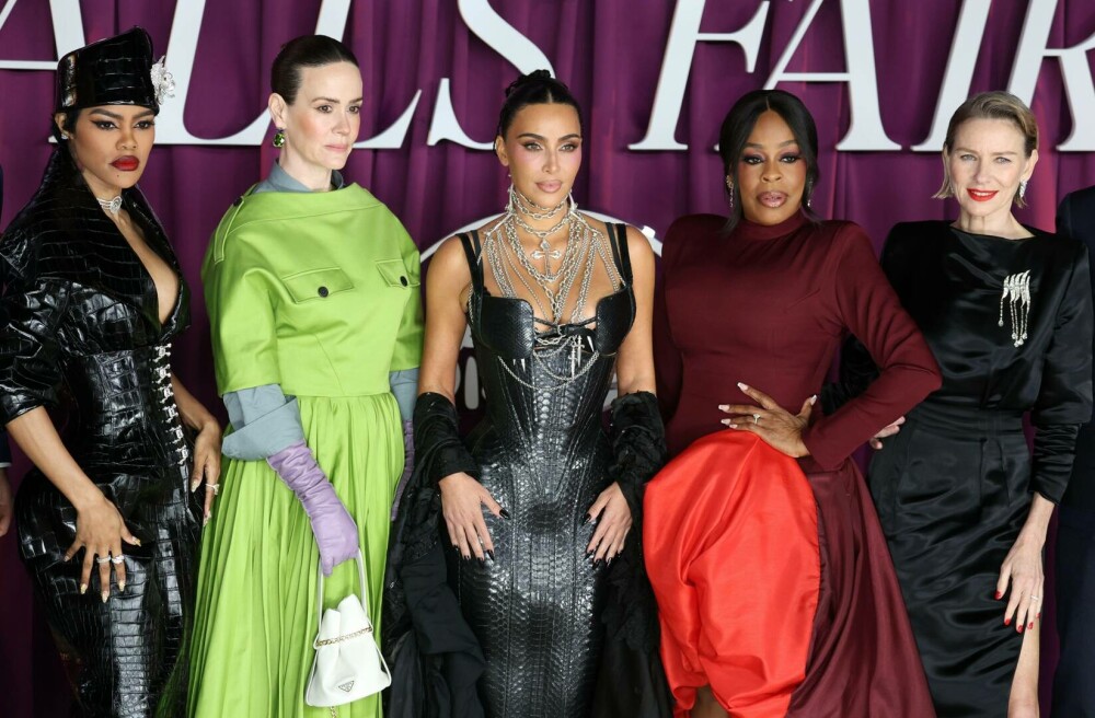 Ținutele îndrăznețe pe care le-a ales Kim Kardashian la petrecerea de ziua ei. Vedeta a împlinit 45 de ani | GALERIE FOTO - Imaginea 5