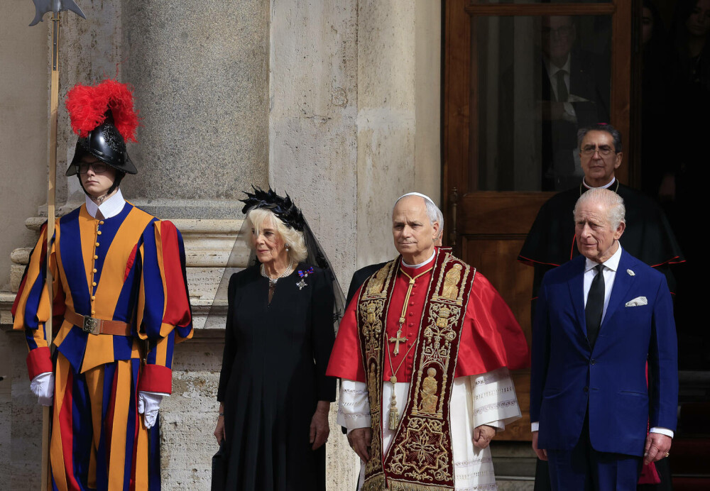 Imagini istorice din Capela Sixtină. Regele Charles și Papa Leon s-au rugat împreună pentru prima dată - Imaginea 37