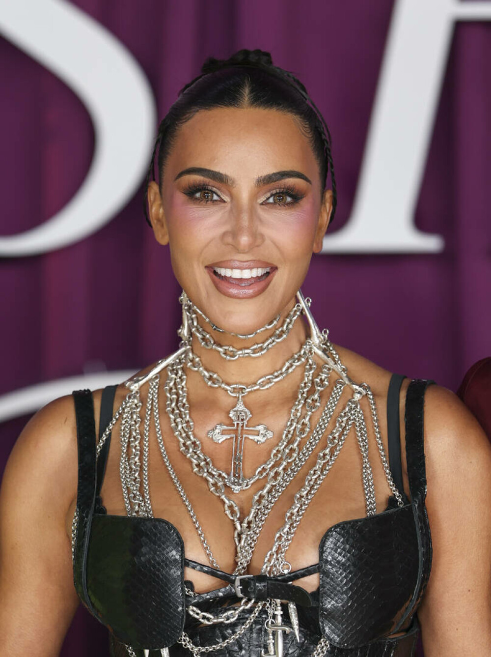 Kim Kardashian, apariție îndrăzneață la premiera serialului All’s Fair din Londra. GALERIE FOTO - Imaginea 12