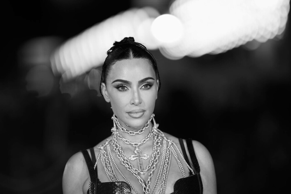 Kim Kardashian, apariție îndrăzneață la premiera serialului All’s Fair din Londra. GALERIE FOTO - Imaginea 31