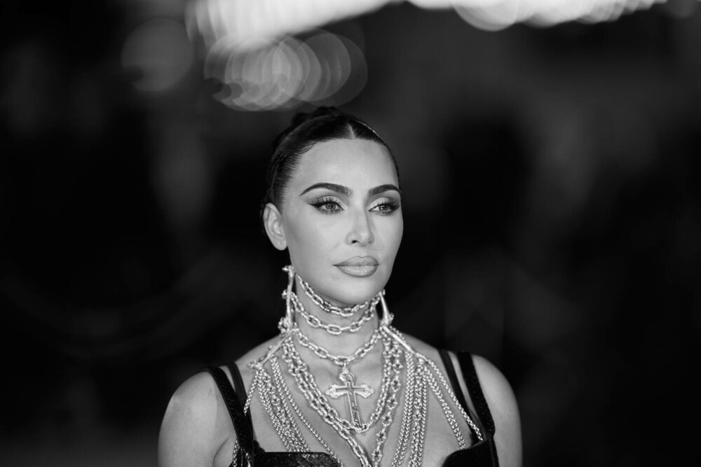 Kim Kardashian, apariție îndrăzneață la premiera serialului All’s Fair din Londra. GALERIE FOTO - Imaginea 35