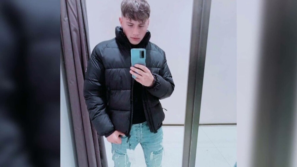 Cine sunt tinerii găsiți morți într-o mașină, lângă lacul Frumoasa. Bianka era împuşcată în piept, iar Toni în cap - Imaginea 5