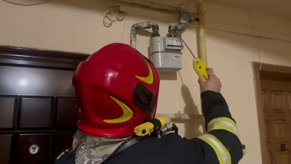 Miros puternic de gaz în Mioveni, alimentarea oprită în zeci de imobile. Aproape 300 de persoane, evacuate preventiv - Imaginea 3