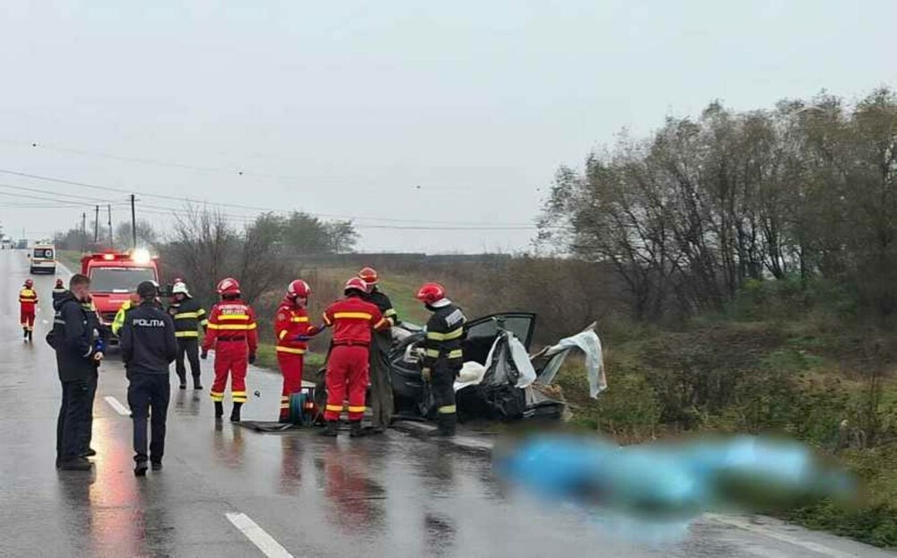 Accident grav pe „drumul morții”. Un TIR a strivit o mașină. Două persoane au decedat. VIDEO - Imaginea 1