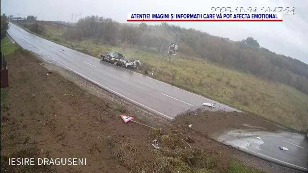 Accident grav pe „drumul morții”. Un TIR a strivit o mașină. Două persoane au decedat. VIDEO - Imaginea 4