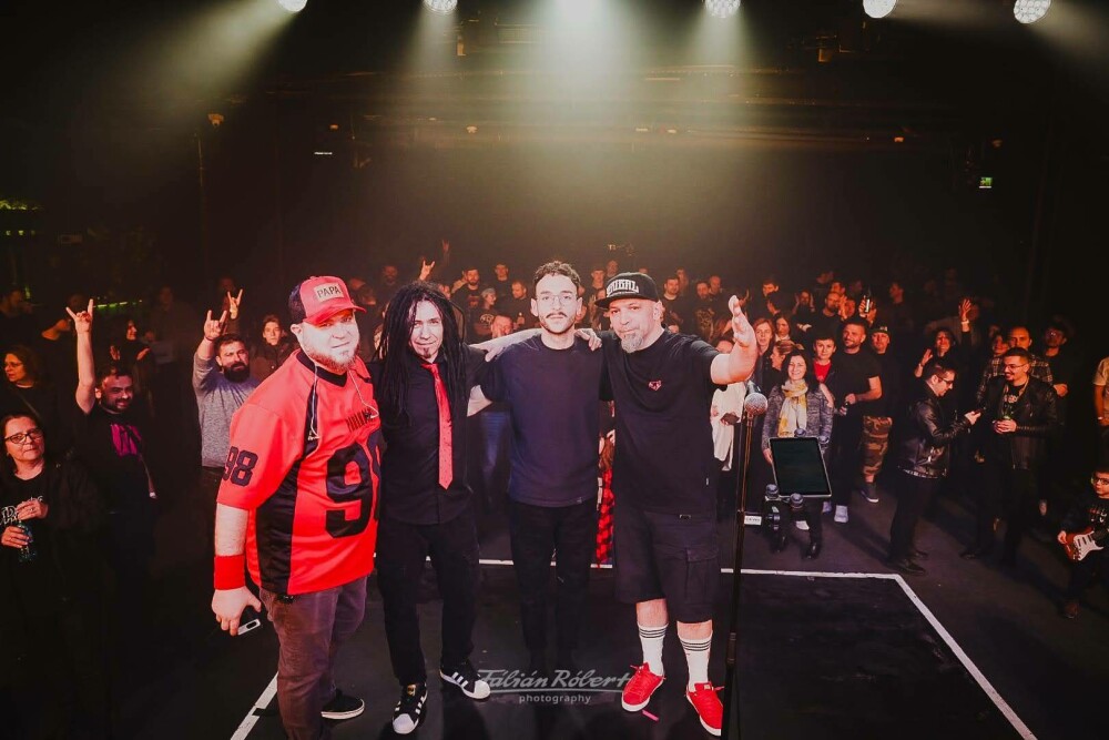 Formația de rock & metal alternativ Gri, album de debut: ”Dezrădăcinat”. ”Milioane de suflete sunt departe de locurile lor” - Imaginea 2