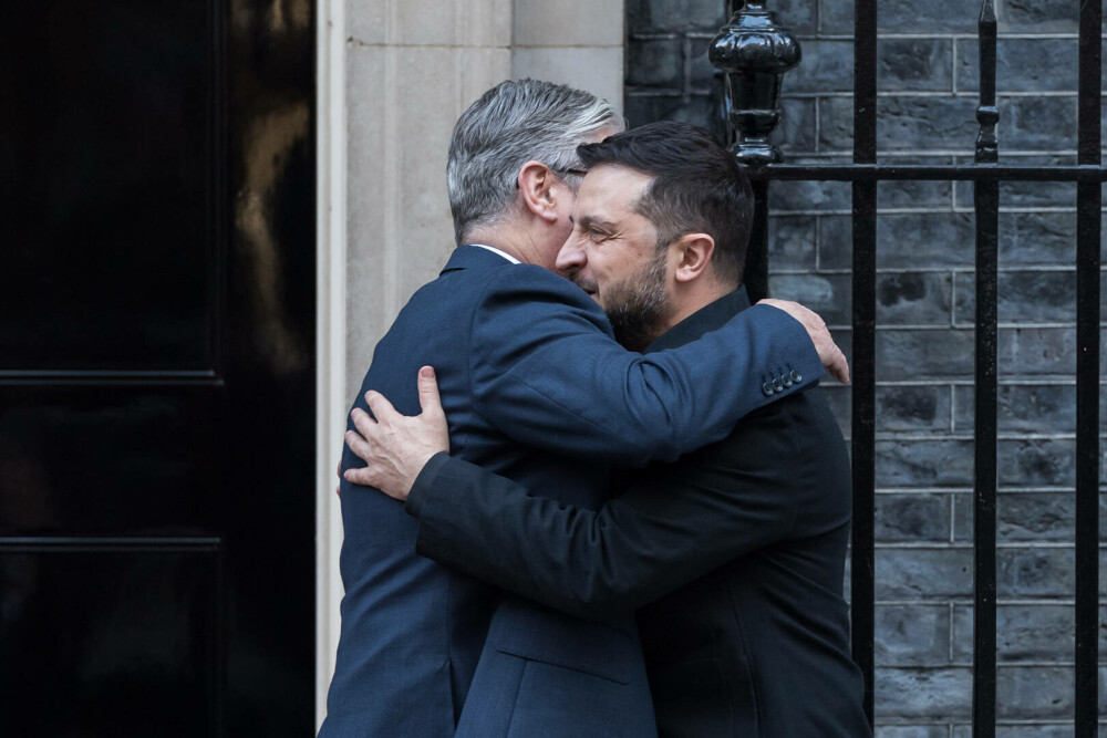 Volodimir Zelenski: „Sancţiunile sunt una dintre cele mai dureroase lovituri pentru Putin” - Imaginea 1