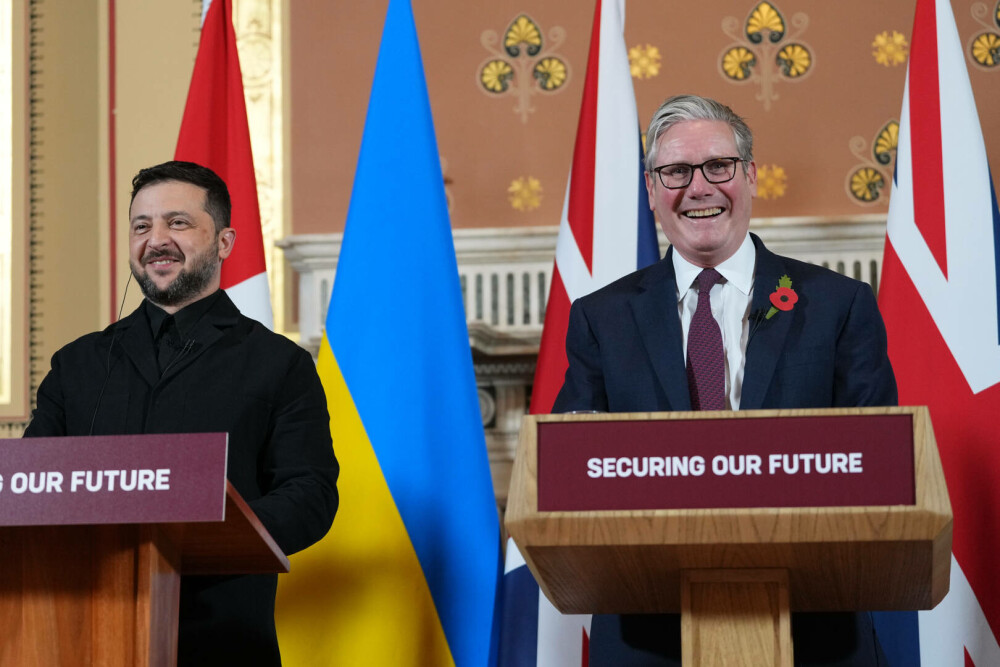 Volodimir Zelenski: „Sancţiunile sunt una dintre cele mai dureroase lovituri pentru Putin” - Imaginea 9