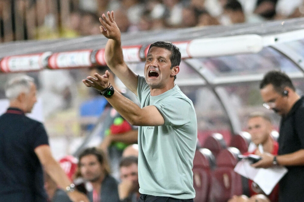 Cristian Chivu împlinește 45 de ani. Legenda lui Inter Milano și parcursul de la căpitanul tricolorilor la antrenor în Italia - Imaginea 20