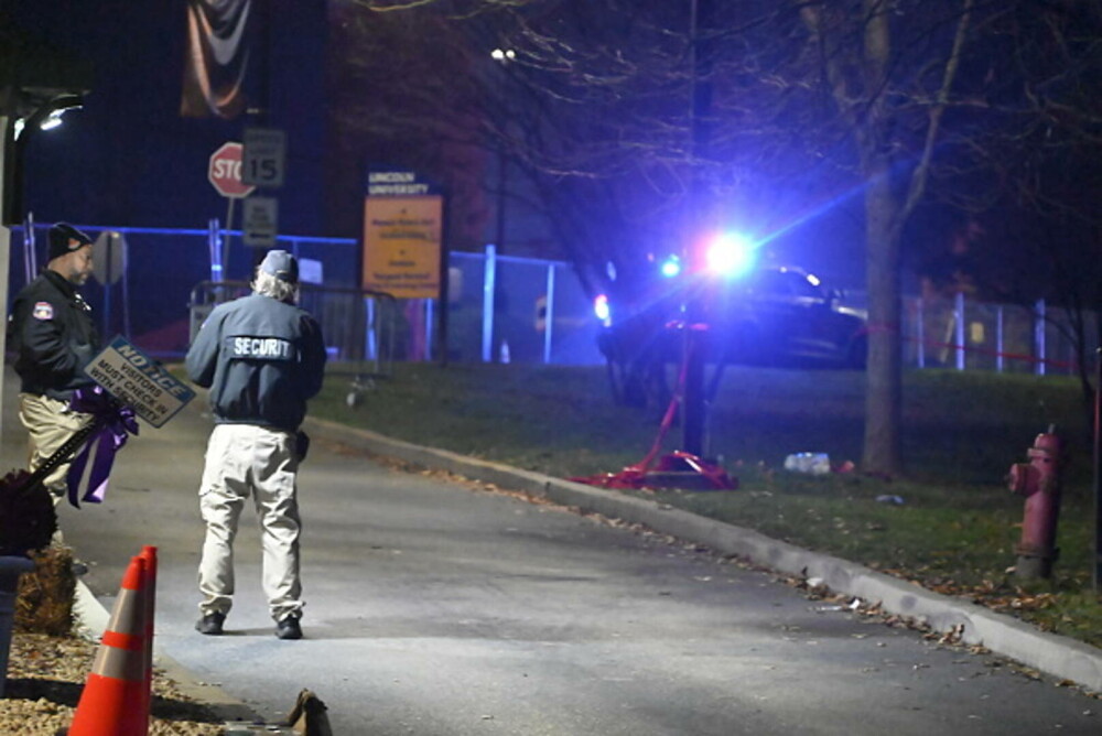 Atac armat la o petrecere studenţească, în SUA. Cel puţin o persoană a murit și alte șase au fost rănite. GALERIE FOTO - Imaginea 1