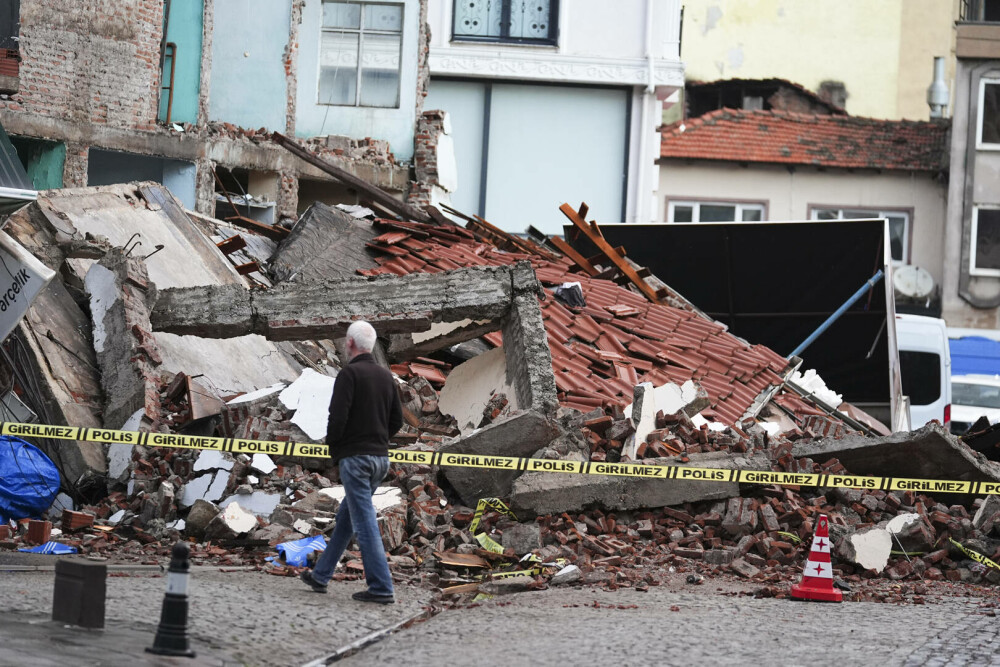 Cutremur puternic în Turcia, luni seară. Unde a lovit și ce magnitudine a avut. FOTO - Imaginea 14