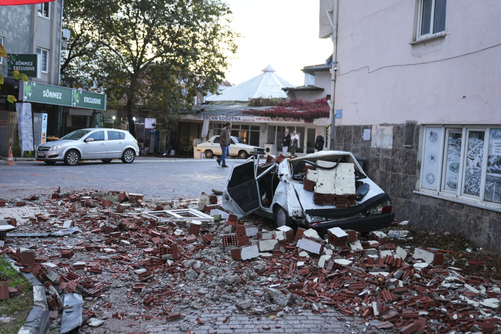 Cutremur puternic în Turcia, luni seară. Unde a lovit și ce magnitudine a avut. FOTO - Imaginea 17