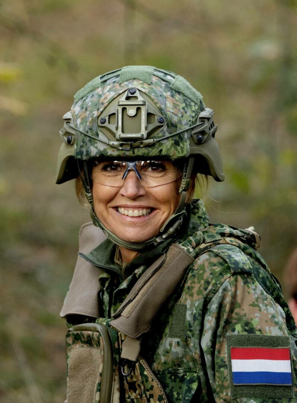 Regina Maxima a Țărilor de Jos, în uniformă militară și cu fața vopsită în culori de camuflaj. Ce s-a întâmplat | FOTO - Imaginea 12