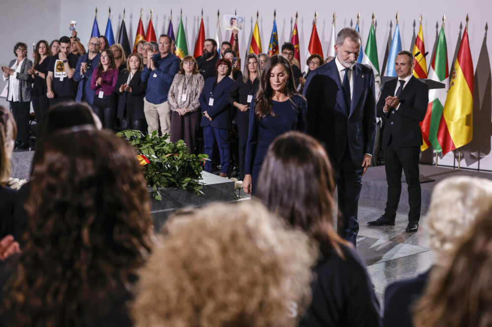 Inundații periculoase în Spania. Apa a pătruns în autobuze și într-un spital din Sevilla. FOTO - Imaginea 5